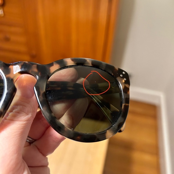 Céline Tortoise Frame Glasses - Picture 7 of 7